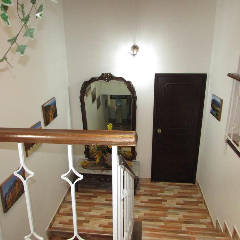 Гостевой дом Casa De Huespedes Shalom Victoria Богота Экстерьер фото
